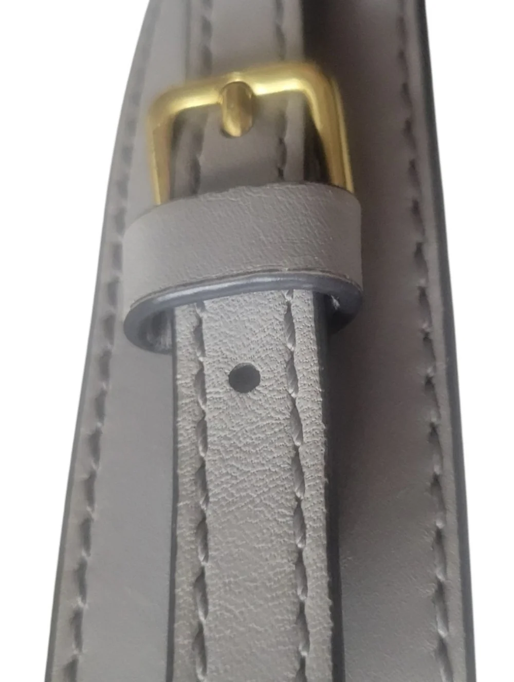 Fossil Leather Shoulder Bag Light Gray/Gold Hardware U-Shape Clasp Charm, NWOT - Picture 5 of 15